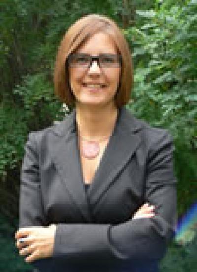 Dr. Wendy Hoglund